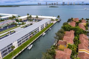 120 Lehane Terrace, North Palm Beach, FL 33408, Sold 06/10/20