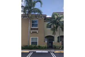330 Lake Monterey Cir, Boynton Beach, FL 33426, Sold 04/16/21