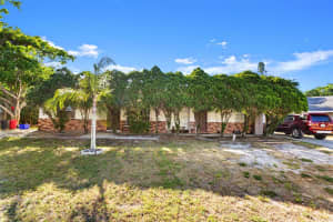 4308 SE Hamilton Ln, Stuart, FL 34997, Sold 07/30/20