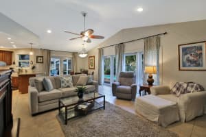 1100 Rainwood Cir, Palm Beach Gardens, FL 33410, Sold 06/02/20