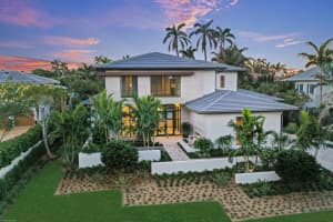 1126 Waterway Ln, Delray Beach, FL 33483, Sold 05/03/21