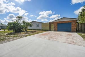 5600 Middlecoff Dr, West Palm Beach, FL 33413, Sold 05/12/20