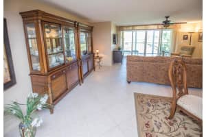 107 Half Moon Cir APT B2, Hypoluxo, FL 33462, Sold 06/04/20