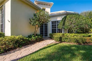 MLS# R10614145, Vero Beach, Florida 32963