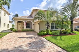 3496 Coco Lake Dr, Coconut Creek, FL 33073, Sold 07/03/20