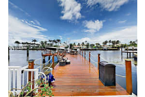 116 Arlington Pl, West Palm Beach, FL 33405, Sold 08/14/20