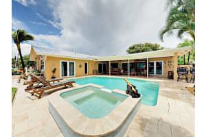 116 Arlington Pl, West Palm Beach, FL 33405, Sold 08/14/20