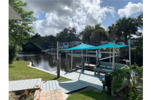 101 SE Paradise Pl, Stuart, FL 34997, Sold 06/22/20