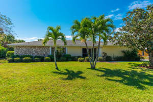 2936 SE Glasgow Dr, Stuart, FL 34997, Sold 06/18/20