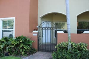 306 Lake Monterey Cir, Boynton Beach, FL 33426, Sold 10/15/20