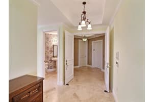 MLS# R10614660, Vero Beach, Florida 32963