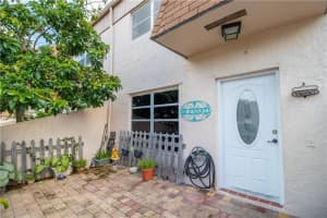 8071 NW 10th Ct, Margate, FL 33063, Sold 08/27/20