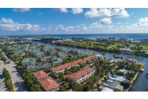 3027 Waterside Cir, Boynton Beach, FL 33435, Sold 09/30/20