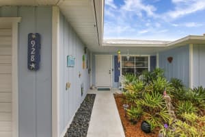 928 NE Maranta Terrado, Jensen Beach, FL 34957, Sold 06/08/20