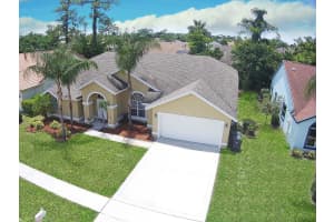 1049 Sweet Briar Pl, Wellington, FL 33414, Sold 11/17/20