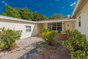 523 Angler Dr, Delray Beach, FL 33445, Sold 07/10/20