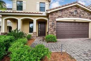 8881 Willow Cove Ln, Lake Worth, FL 33467, Sold 07/10/20