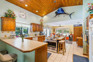 18210 SE Ridgeview Dr, Tequesta, FL 33469, Sold 07/31/20