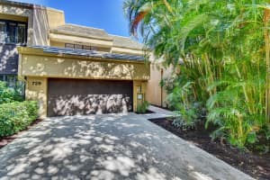 729 St Albans Dr, Boca Raton, FL 33486, Sold 05/08/20
