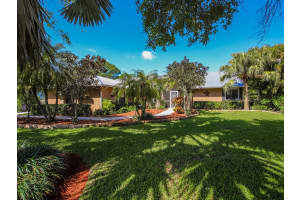 577 SW Wood Creek Dr, Palm City, FL 34990, Sold 05/29/20