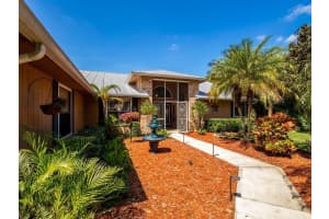 577 SW Wood Creek Dr, Palm City, FL 34990, Sold 05/29/20