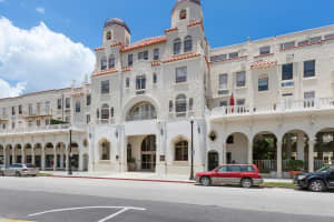 235 Sunrise Ave, Palm Beach, FL 33480, Sold 09/22/20