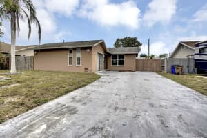 355 SW 33rd Terrace, Deerfield Beach, FL 33442, Sold 07/15/20