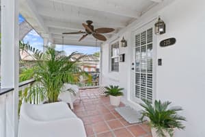 735 Newark St, West Palm Beach, FL 33401, Sold 06/22/20