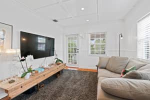 735 Newark St, West Palm Beach, FL 33401, Sold 06/22/20