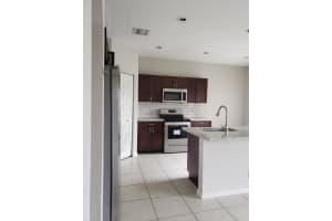322 Spruce St, Boynton Beach, FL 33426, Sold 08/18/20