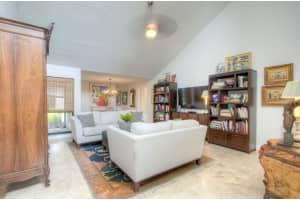 437 Park Forest Way, Wellington, FL 33414, Sold 06/11/20