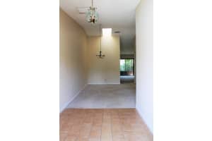 1002 Raintree Ln, Palm Beach Gardens, FL 33410, Sold 06/04/20