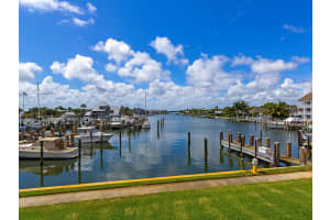MLS# R10617731, Vero Beach, Florida 32963