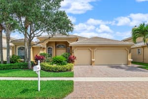 9761 Campi Dr, Lake Worth, FL 33467, Sold 08/07/20