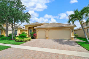 9761 Campi Dr, Lake Worth, FL 33467, Sold 08/07/20