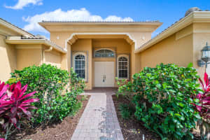 9761 Campi Dr, Lake Worth, FL 33467, Sold 08/07/20