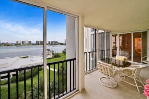 19800 Sandpointe Bay Dr, Tequesta, FL 33469, Sold 07/02/20