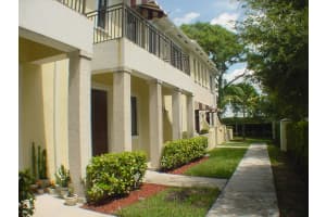 2405 Venetian Way, Boynton Beach, FL 33426, Sold 08/03/20