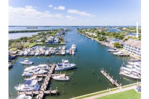 MLS# R10617863, Vero Beach, Florida 32963
