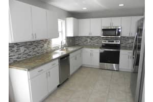 6674 Rainwood Cove Ln, Lake Worth, FL 33463, Sold 06/30/20