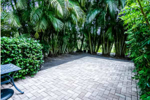 MLS# R10617939, Lake Worth, Florida 33463