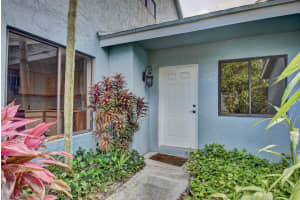 3995 Island Club Dr, Lake Worth, FL 33462, Sold 06/03/20