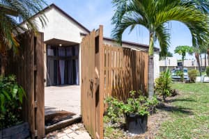 4918 Alder Dr, West Palm Beach, FL 33417, Sold 07/01/20