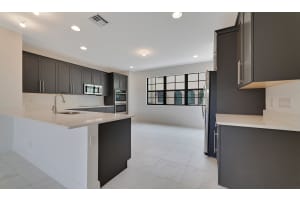 619 Windward Cir #10th, Boynton Beach, FL 33435, Sold 07/15/20