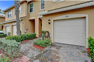 5774 Monterra Club Dr, Lake Worth, FL 33463, Sold 07/29/20