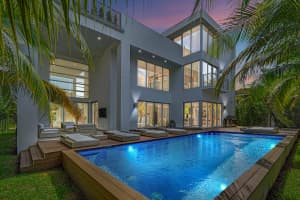 261 189th St, Sunny Isles Beach, FL 33160, Sold 07/30/20