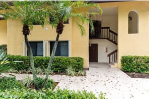 95 Pelican Pointe Dr, Delray Beach, FL 33483, Sold 10/23/20