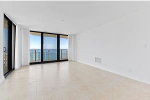 3000 N Ocean Dr, Riviera Beach, FL 33404, Sold 02/05/21
