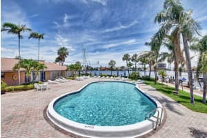 921 Spanish Cir, Delray Beach, FL 33483, Sold 09/21/20