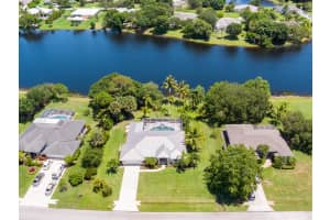 389 SE Ashley Oaks Way, Stuart, FL 34997, Sold 07/08/20